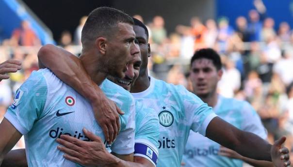 Inter slavio protiv Salernitane, Džeki 72 minuta