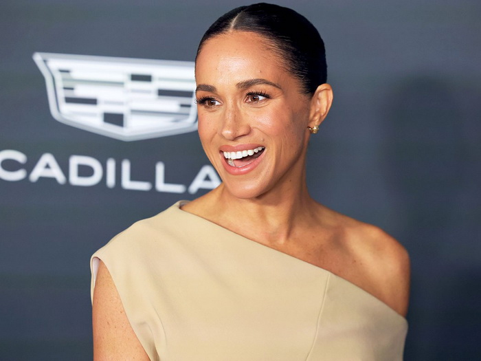 Internetom se šire nove fotke Meghan Markle bez princa Harryja