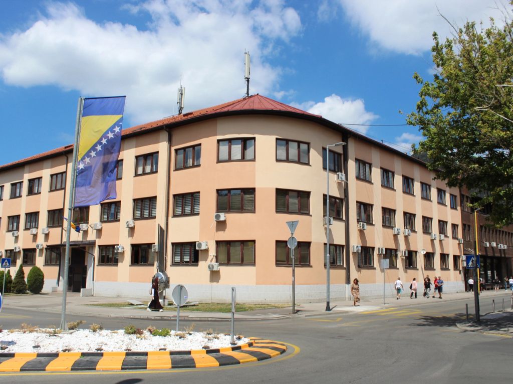 Internetska prevara u TK: Građani ostali bez više od 40.000 KM