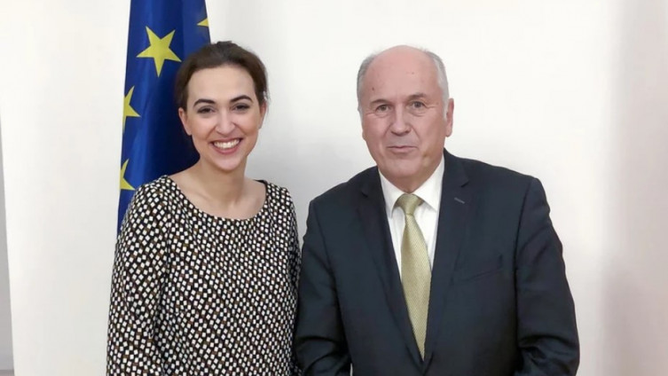 Inzko se sastao sa ministricom Zadić: BiH je ponosna na vas