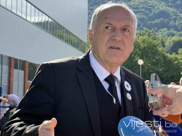 Inzko u Potočarima poslao poruku negatorima genocida