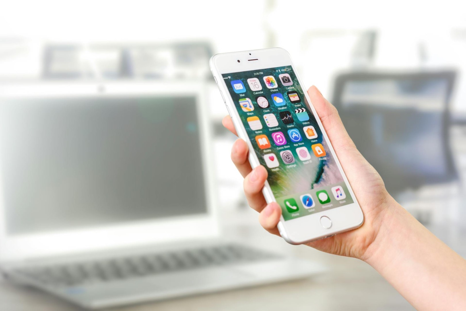 Iphone korisnici se žale: Novi iOS uništava telefon?