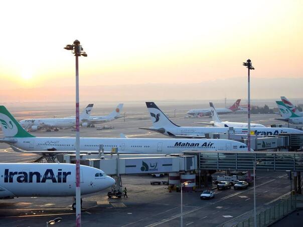 Iran djelomično otvara zračni prostor i aerodrome