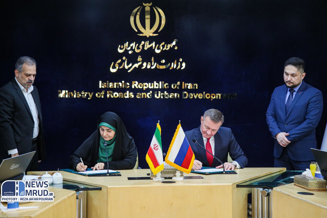 Iran i Rusija potpisali plan transportne i tranzitne saradnje za 2025.