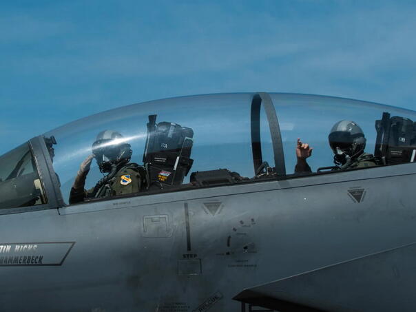 Iran nudi 60.000 dolara onome ko pronađe američkog pilota