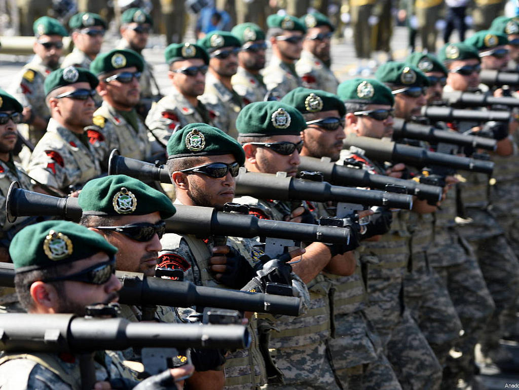 Iran počeo vojne vježbe s fokusom na neprijateljska kretanja