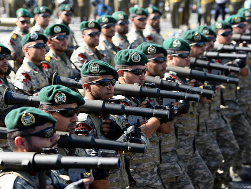 Iran počeo vojne vježbe s fokusom na neprijateljska kretanja