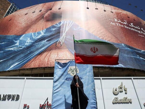 Iran ponovo otvara pristup internetu