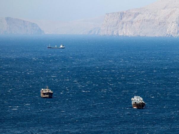 Iran: Trideset brodova prošlo kroz Hormuz