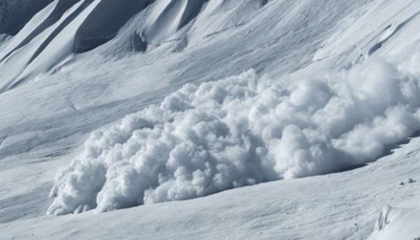 Iran: U snježnom nevremenu i lavinama smrtno stradalo sedam osoba