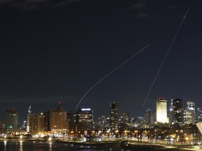 Iranci izveli nove napade na američke baze: "Lansirana drugačija vrsta projektila"