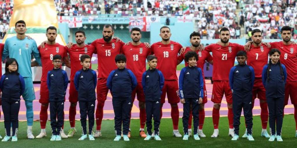 Iranske vlasti prijete porodicama nogometaša nakon što su odbili pjevati himnu
