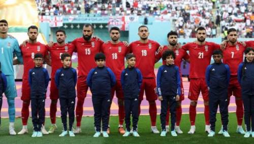 Iranske vlasti prijete porodicama nogometaša nakon što su odbili pjevati himnu