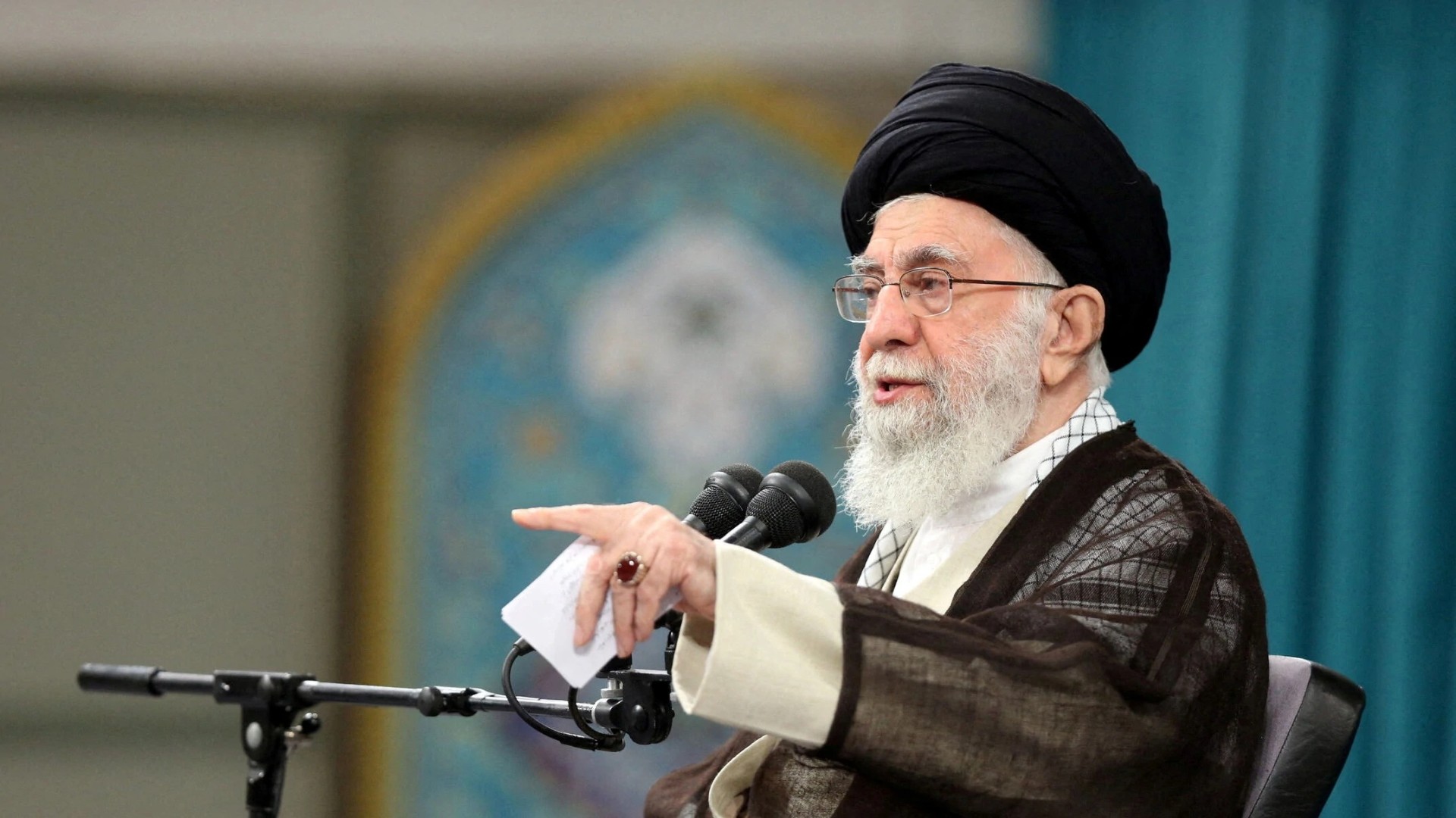 Iranski lider izjavio da će Izrael 'dobiti šamar' zbog napada u Siriji