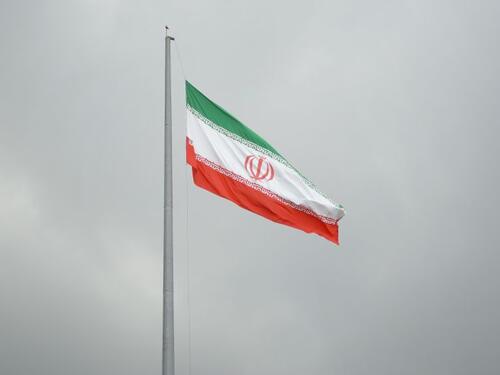 Iranski ministar: Bez odobrenja Amerike, Izrael nas ne bi ni napao