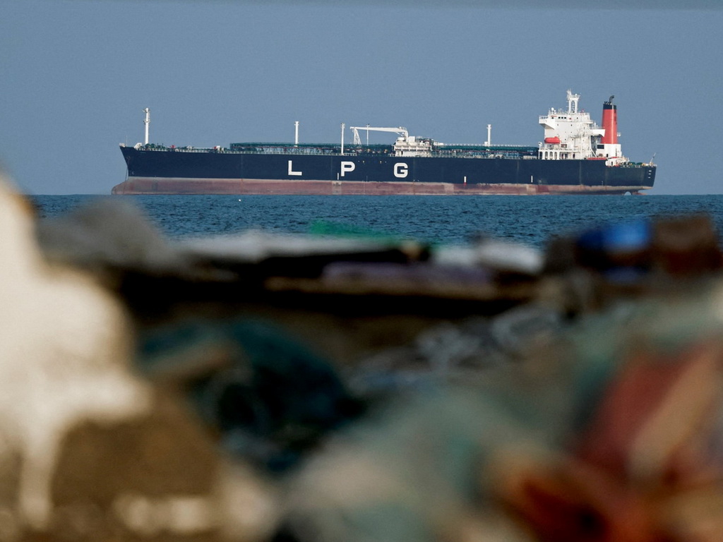 Iranski parlament razmatra uvođenje naknada za siguran prolaz kroz Hormuški moreuz