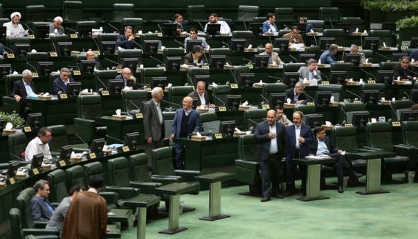 Iranski poslanici protiv novog dogovora sa IAEA