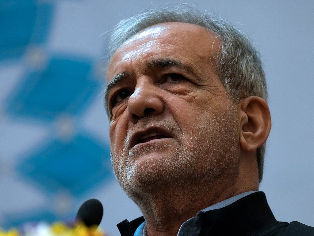 Iranski predsjednik: Nijedna sila nas ne može baciti na koljena
