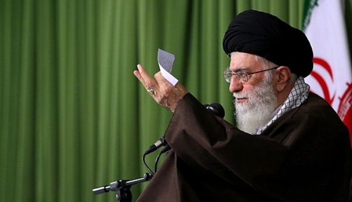 Iranski vrhovni vođa zabranio uvoz američkih i britanskih vakcina 