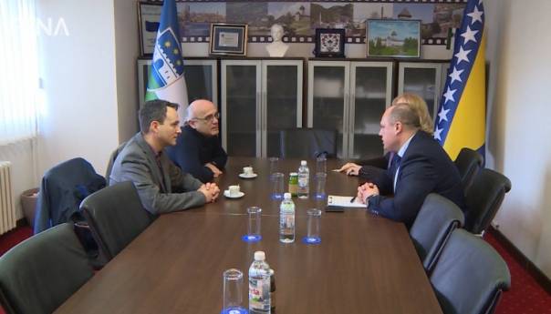 IRC stigao u Bihać, pomagat će migrantima koji ne borave u centrima