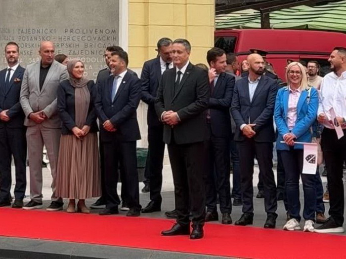 Isak: Borba za BiH traje i danas