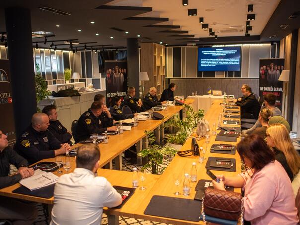 Isak donio dva važna pravilnika: Novi standardi policijskog postupanja u zaštiti žrtava nasilja