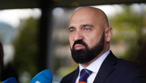 Isak, Katica, Munjić i Hajdarević održali hitni sastanak zbog tragične nesreće