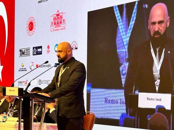 Isak: Cijeli svijet mora zajednički djelovati ka postizanju mira