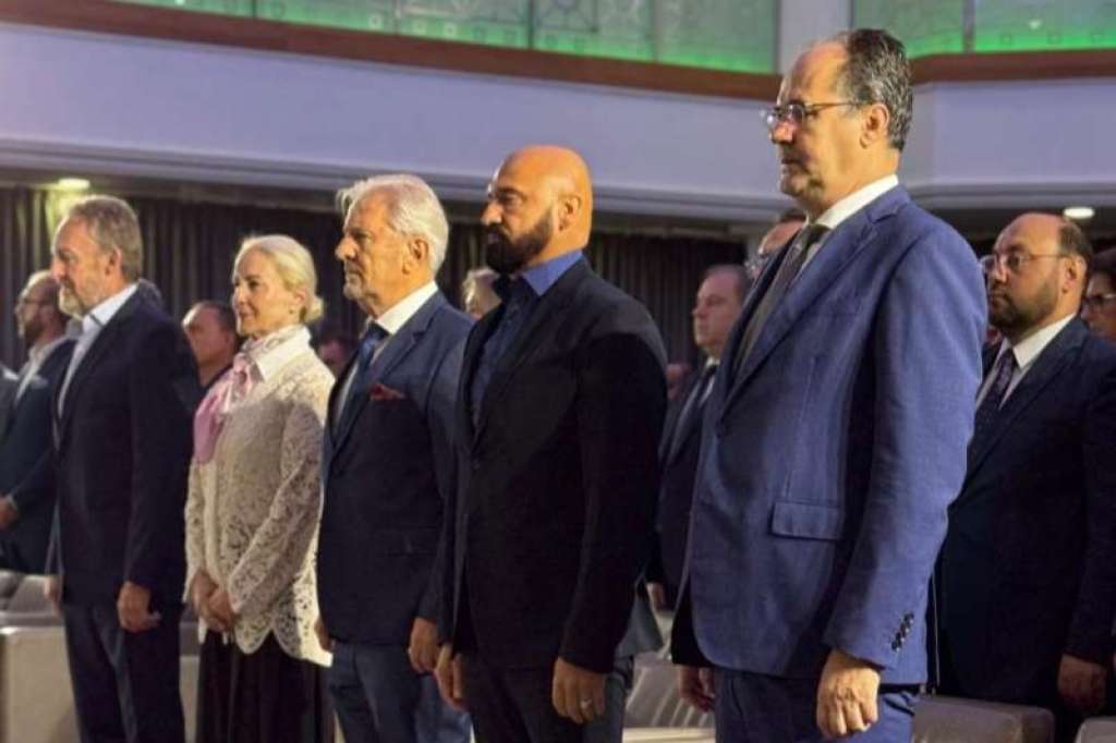 Isak na naučnom skupu povodom obilježavanja 100 godina od rođenja Alije Izetbegovića