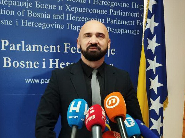 Isak: Nakon saslušanja osoba u MUP-u KS tražit ću informacije o nastavku akcije 'Black tie 2'
