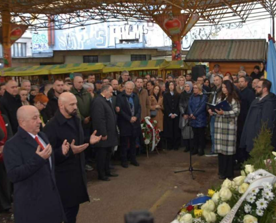 Isak odao počast žrtvama masakra na Markalama