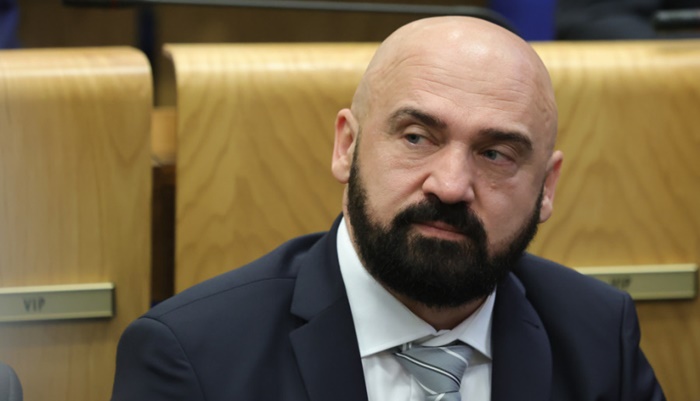 Isak pozdravio odluke visokog predstavnika, pozvao nositelje pravosudnih funkcija da rade svoj posao