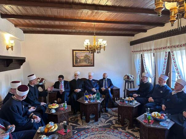 Isak prisustvovao otvaranju Islamskog centra 'Sultan Ahmed'