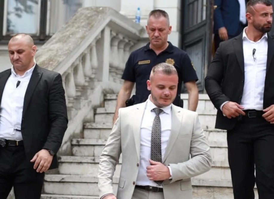 Isak se ogradio od uhapšenog pratioca: "Neće biti privilegija"