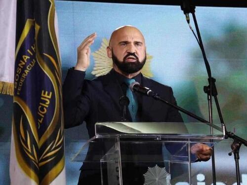 Isak: Vrijeme je da prestanemo sa sabur-politikom