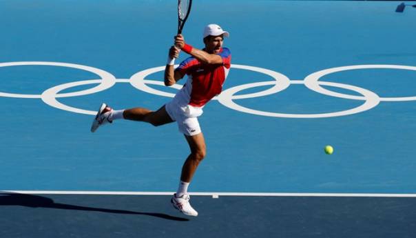 Iscrpljen i povrijeđen: Đoković odustao od borbe za bronzu u miksu