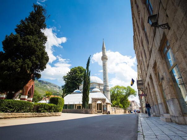 Islamska zajednica dosljedno se pridržava zakona ove države