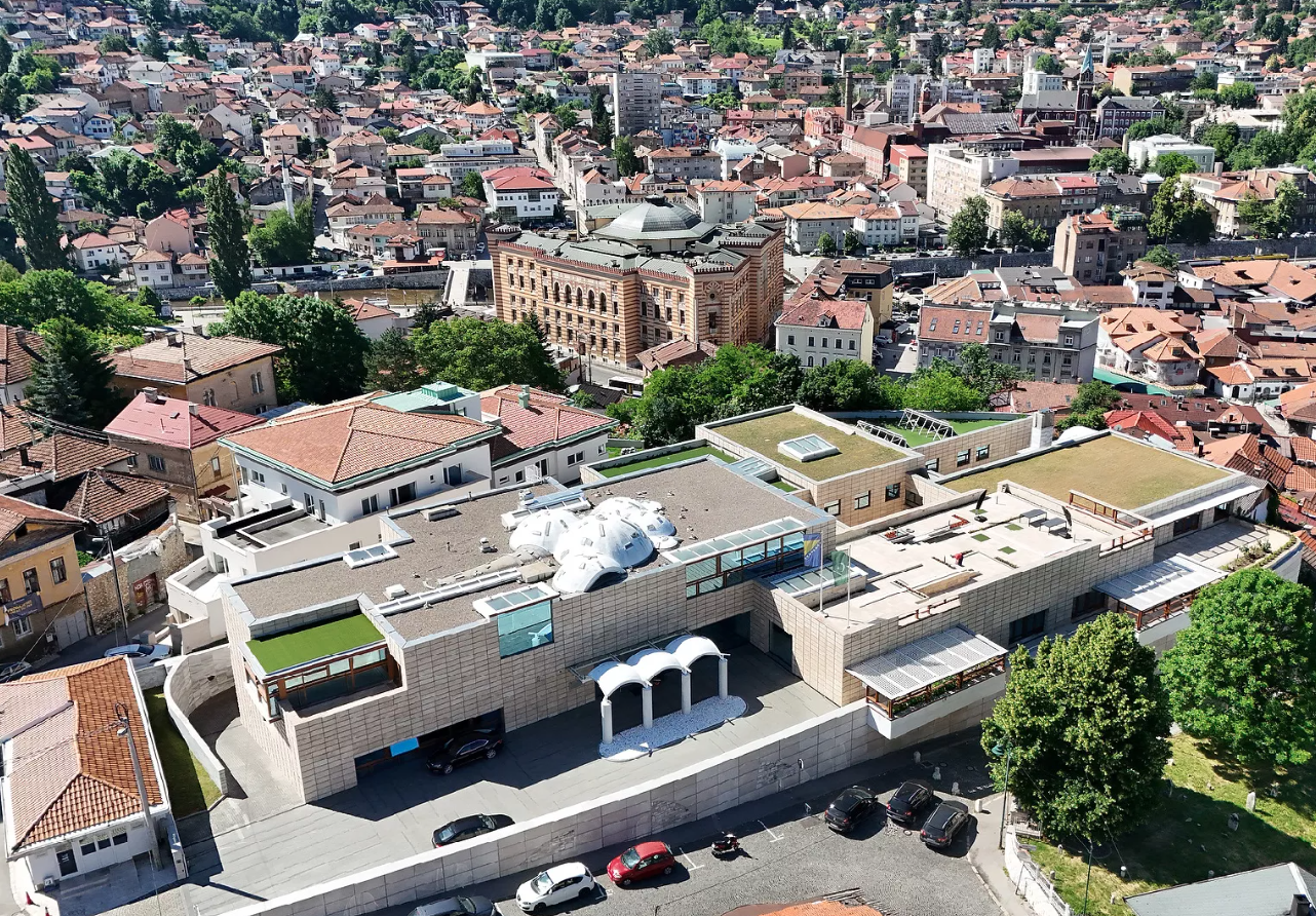 Islamska zajednica zabrinuta zbog ugrožavanja rada BHRT-a i domaćih medija