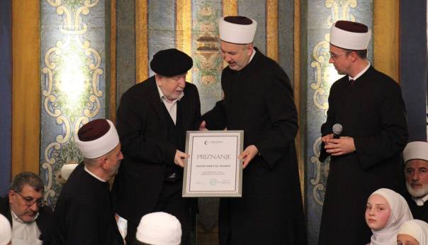 ISMET SPAHIĆ - KRALJ MEĐU HAFIZIMA