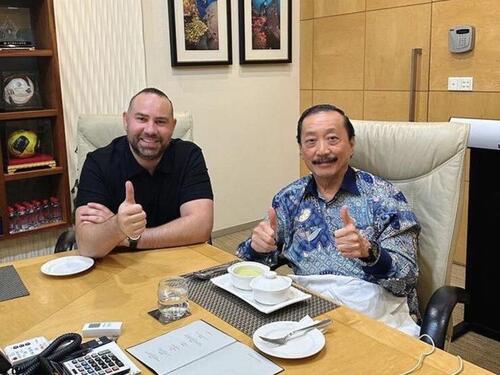 Ismir Mirvić na večeri sa Vincentom Tanom, poslao zagonetnu poruku