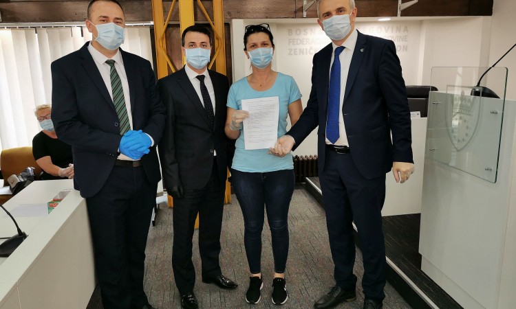 Isplaćena prva rata podsticaja vlasnicima boračkih firmi u ZDK