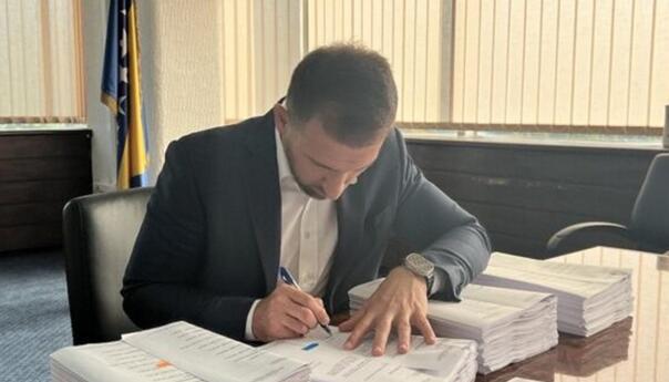Isplate naknada civilnim žrtvama rata i osobama s invaliditetom u FBiH 9. augusta