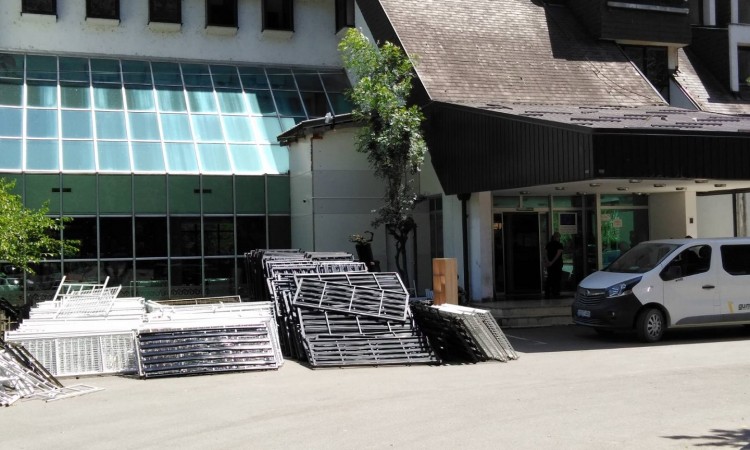 Ispražnjen i zatvoren Prihvatni centar 'Sedra' u Cazinu