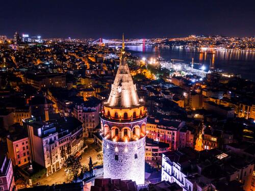 Istanbul glavno 'bojno polje' na predstojećim lokalnim izborima