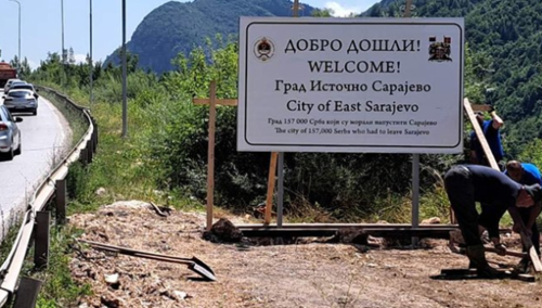 Istočno Sarajevo: Ponovo postavljena tabla