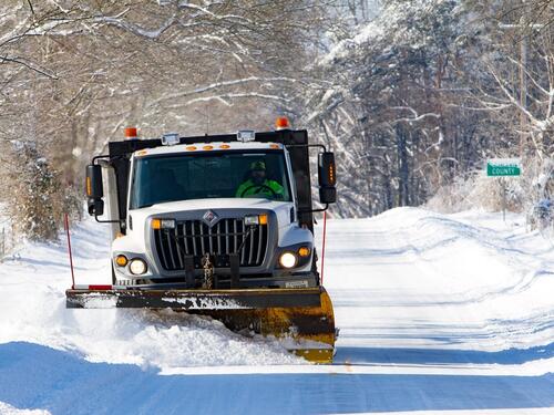 Video: Istok SAD-a pogodila velika zimska oluja