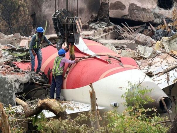 Detalji iz crne kutije Air India: Avion je u tvojim rukama