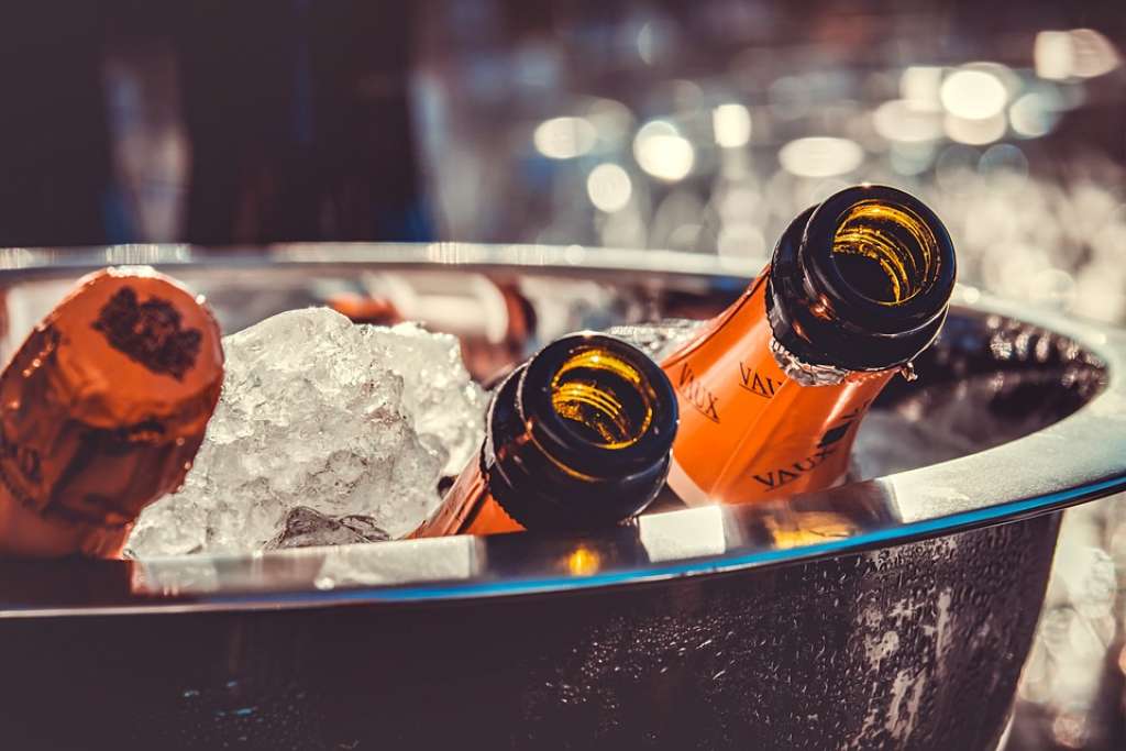 Istraga zbog trovanja 12 djece alkoholom na privatnoj zabavi u Beogradu