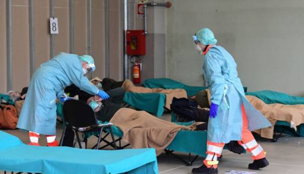 Italija: Broj umrlih smanjen, ali povećan broj zaraženih