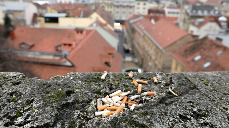 Italija će zabraniti pušenje na otvorenom